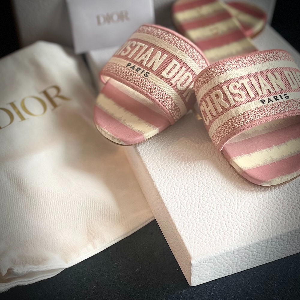 DIOR SLIDE